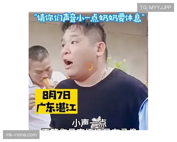 全红婵偷偷吃零食被教练抓包，下一秒表情管理直接崩了