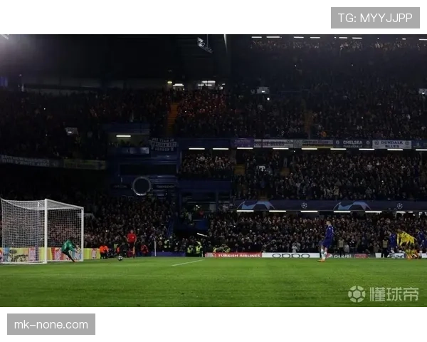 点球过程中其他队员提早进区，裁判判罚标准全解析